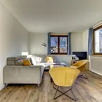 - Cosy 120m2 Vues Mtblanc Flegere 5mn Golf * Chamonix
